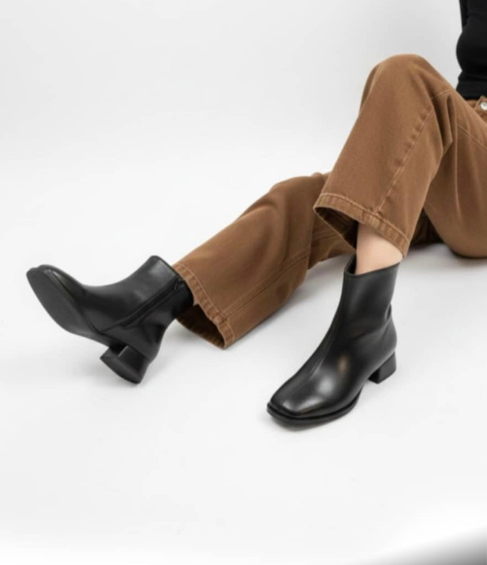 نیم بوت پاشنه سه سانت زنانه رنگ مشکی و قهوه ای کدna-87